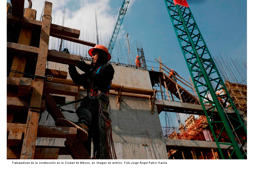 Producción industrial creció 0.4% en febrero impulsada por minería y construcción