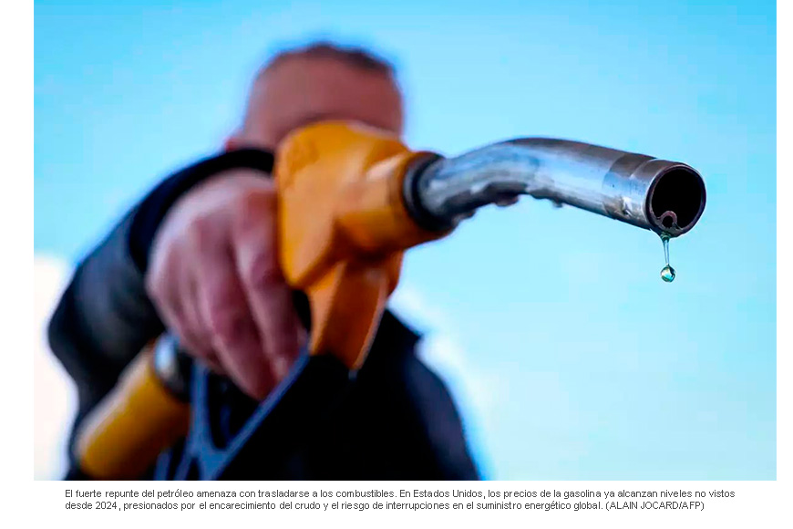 El petróleo supera los 100 dólares por barril y provoca el desplome de las bolsas en el mundo