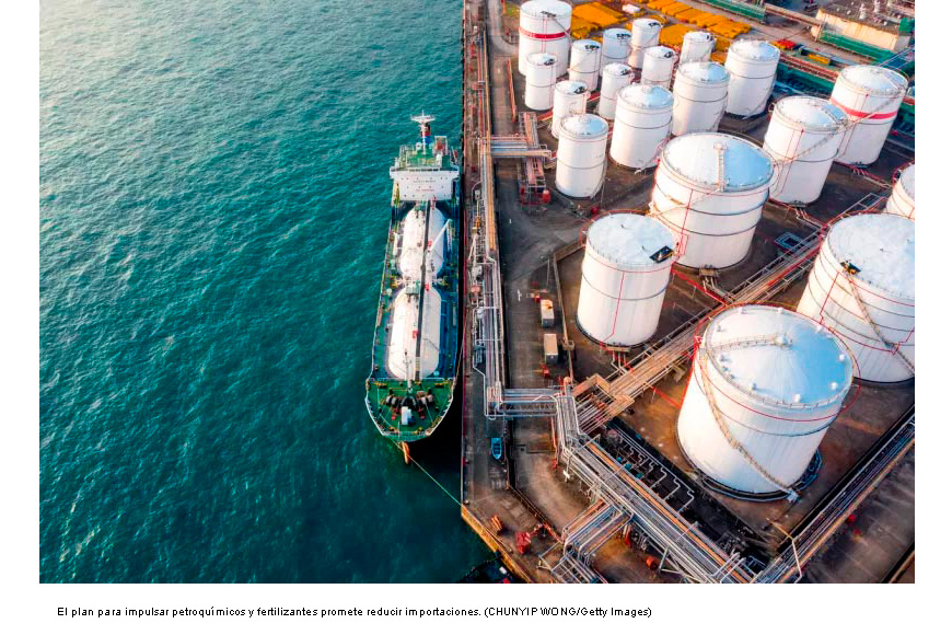 La apuesta de 93,000 millones de Pemex para revivir petroquímicos encara escasez de gas y décadas de rezago