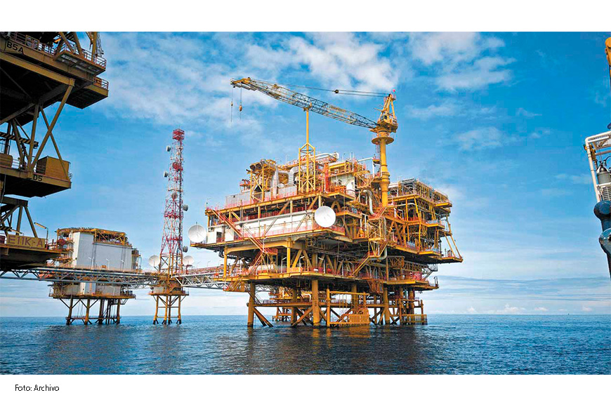 Petróleo recupera terreno en la apertura por posible aumento de producción de la OPEP+